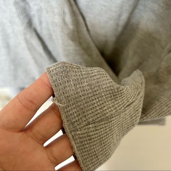 🖤 Urban Outfitters Scoop Neck Long Sleeve - Picture 8 of 12